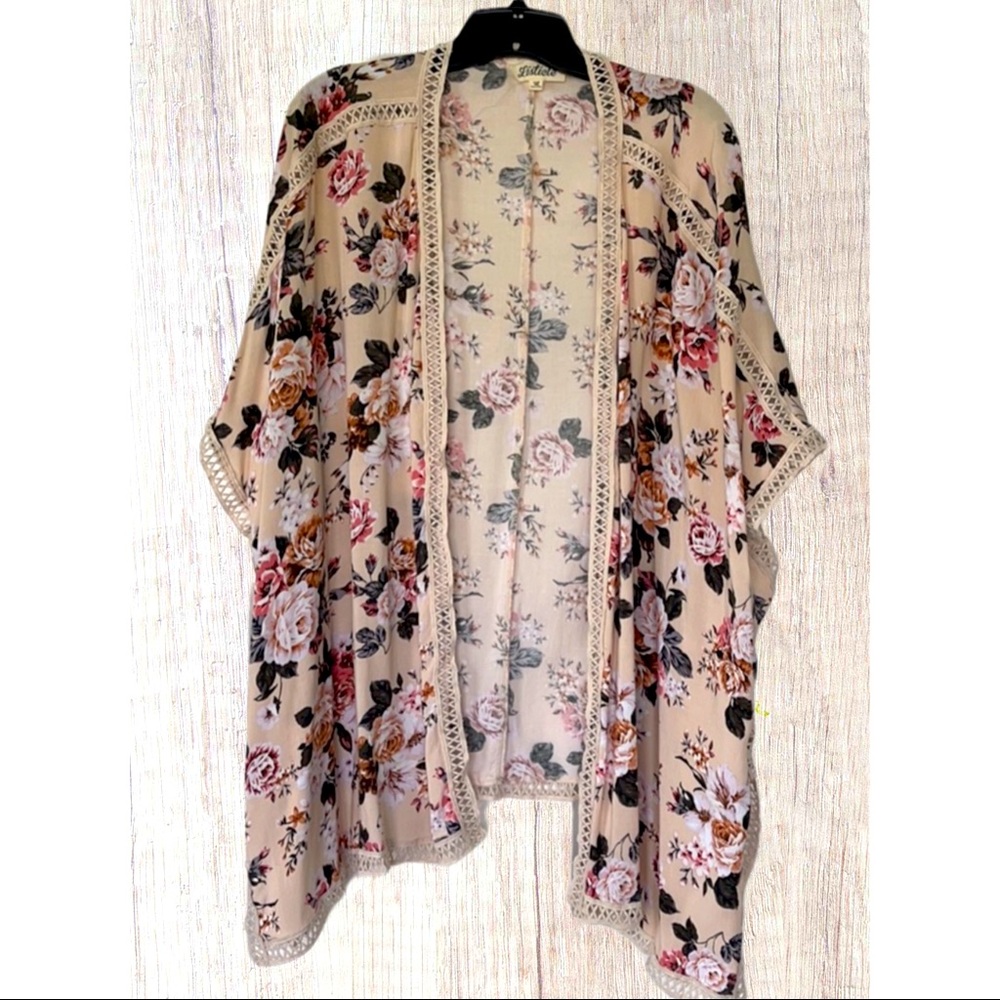 Listicle Kimono